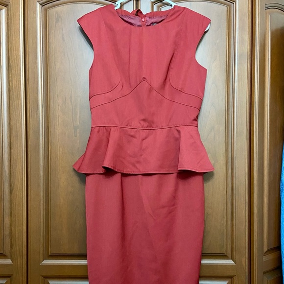TS Red peplum constructed Three Seasons dress - Picture 1 of 5